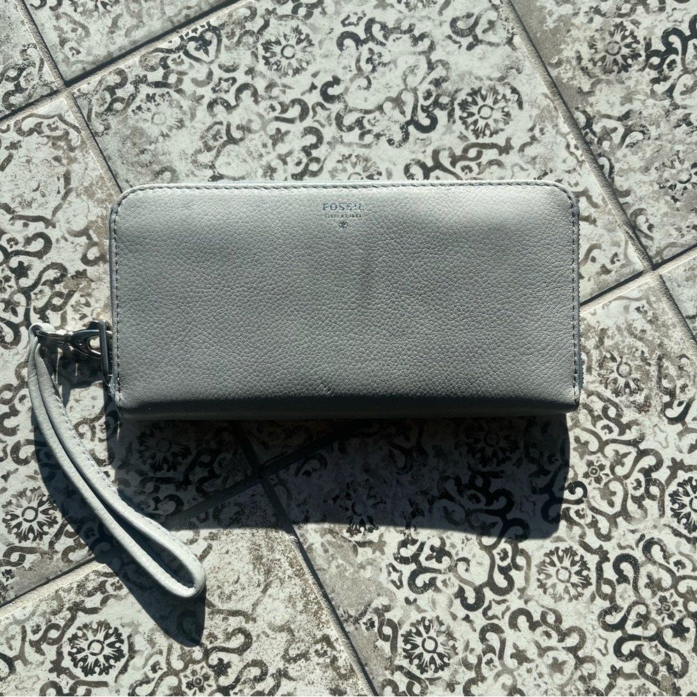 grey authentic Fossil wallet- teal lining